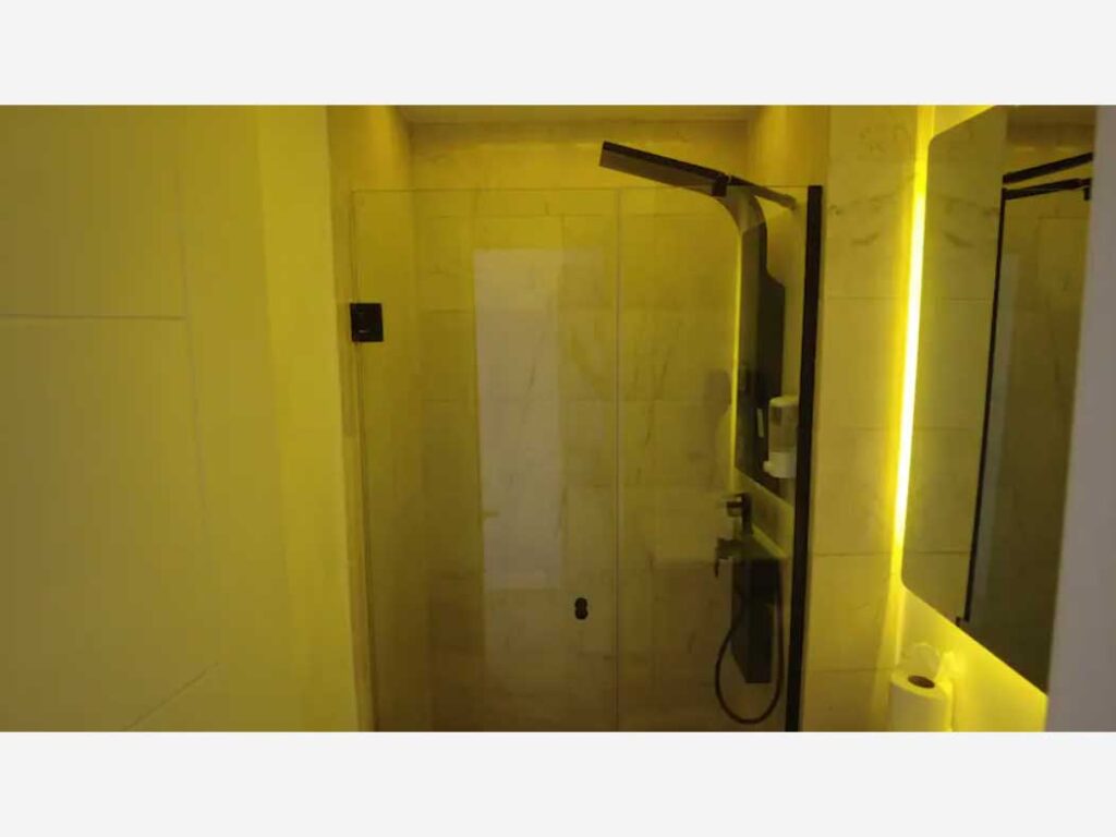 Cana Rock 2BR penthouse jacuzzi + infinity pool