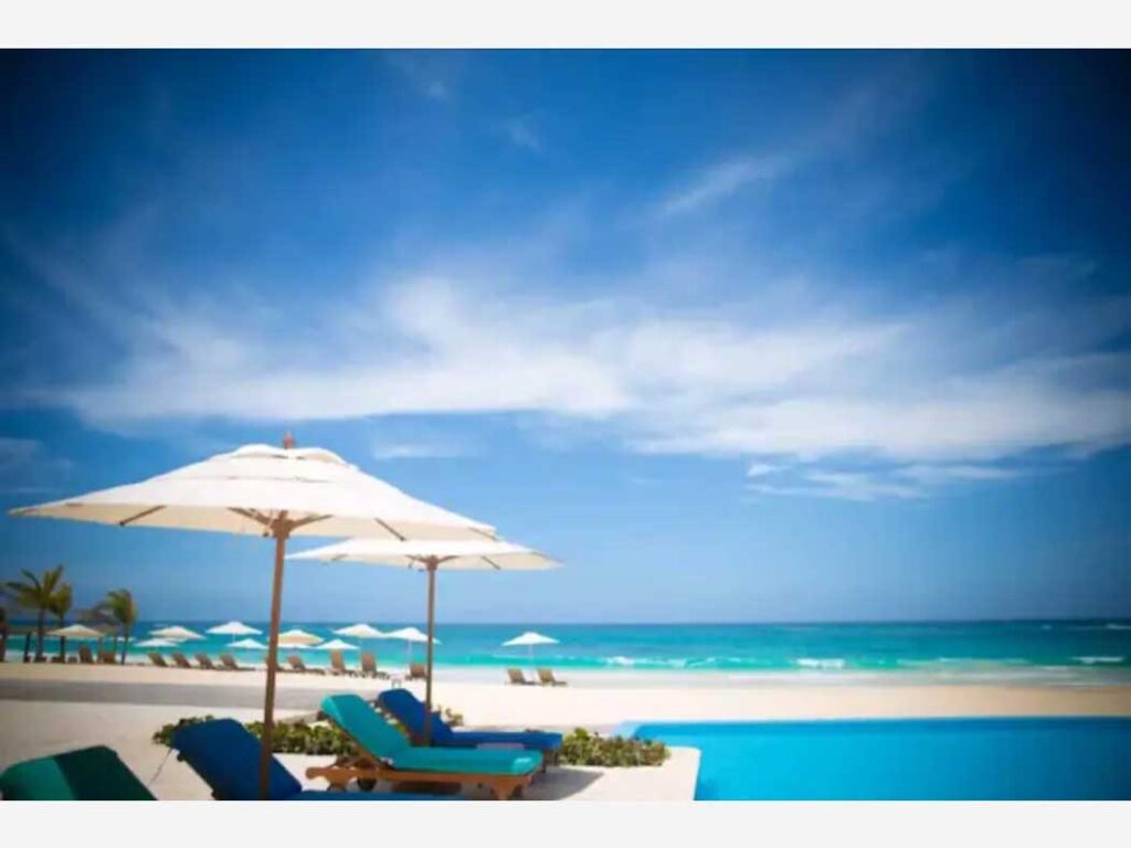 Cana Rock 2BR penthouse jacuzzi + infinity pool