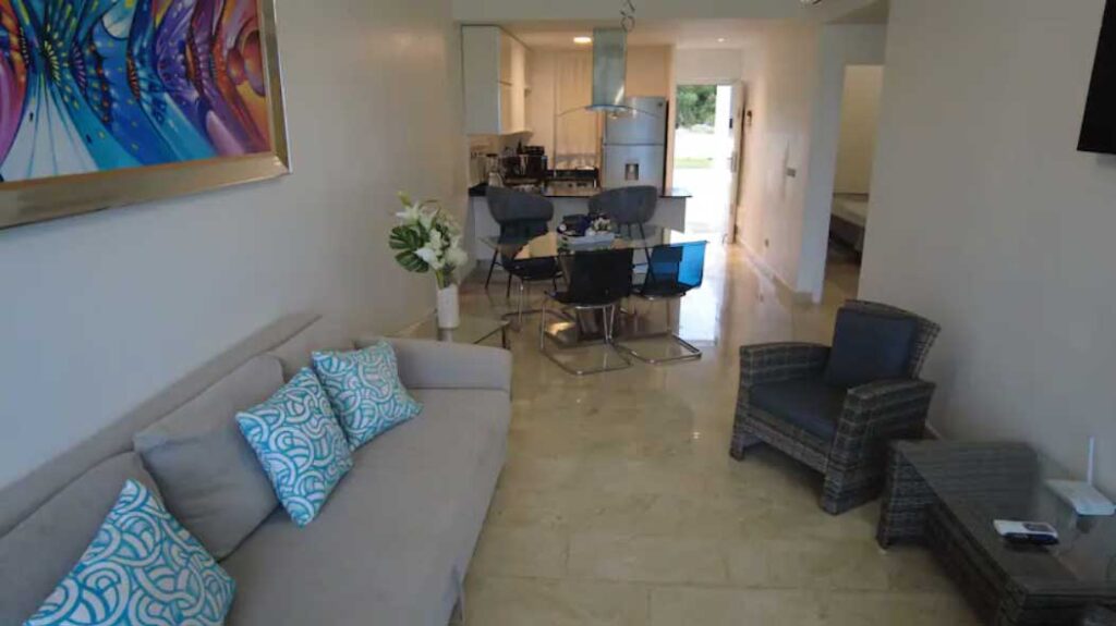 Cana Rock 2BR condo infinity pool + beach: