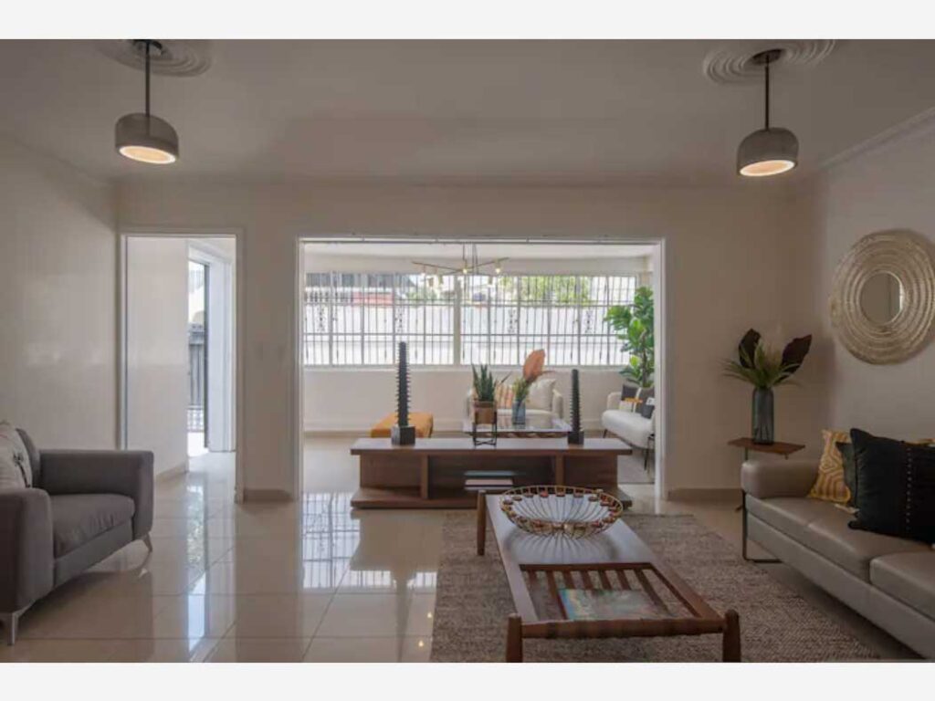Comfortable 4 Bed Family Home