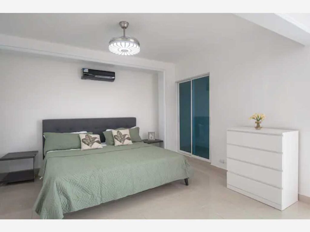 Comfortable 4 Bed Family Home