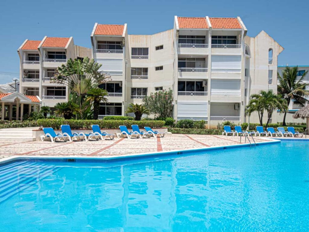 Ocean front 2-bedroom rental unit with pool