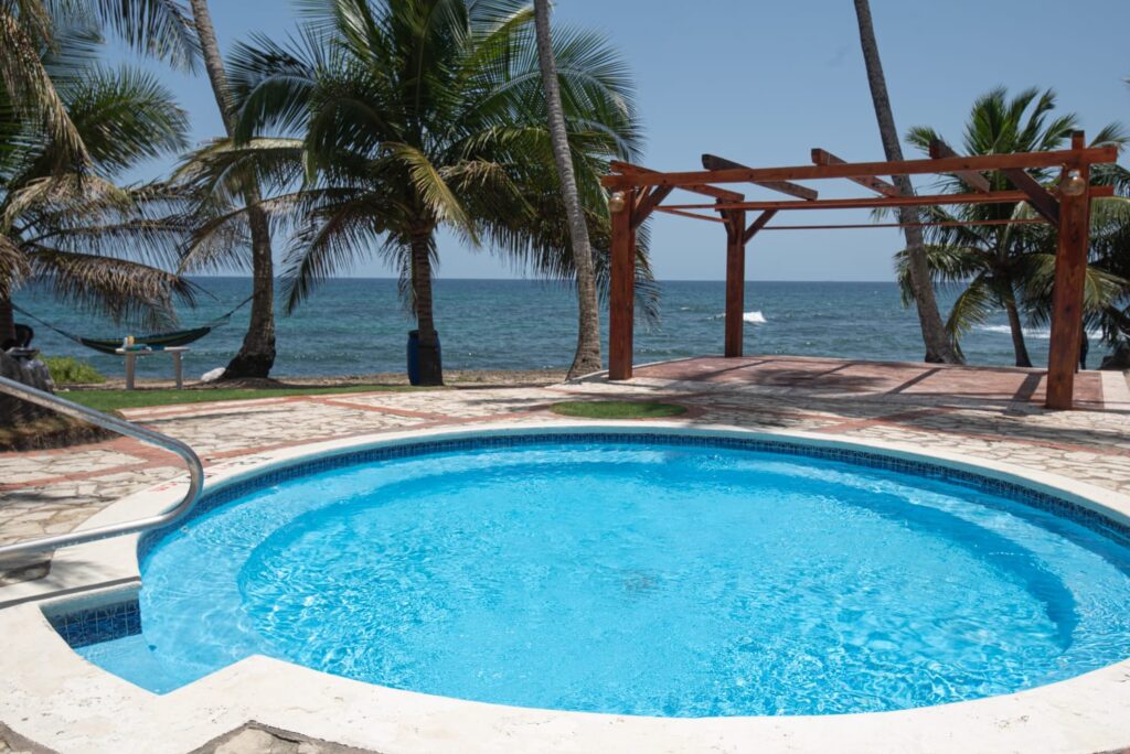 Ocean front 2-bedroom rental unit with pool