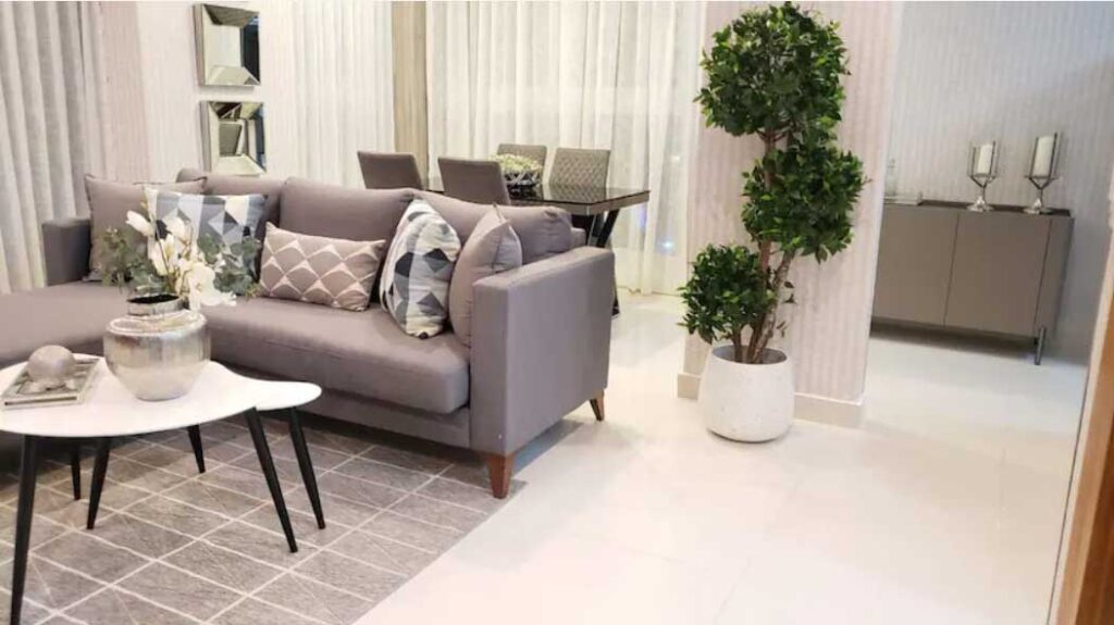 Adorable one bedroom apartment with pool
